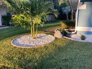 Custom garden landscaping in Bradenton, FL - Blueline Tree Service & Landscaping