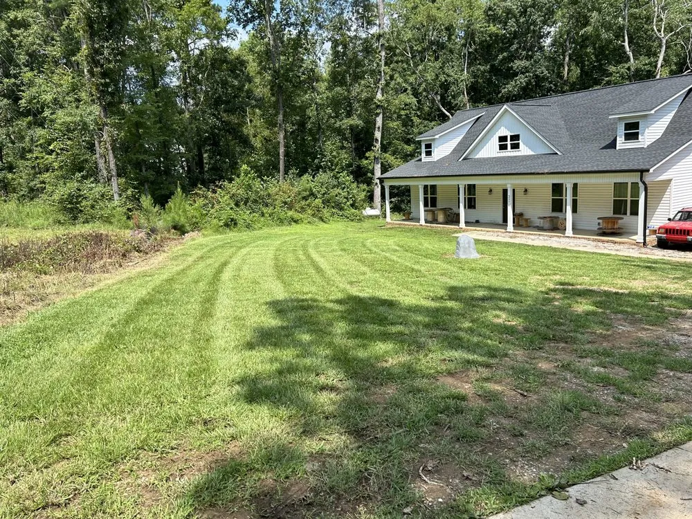 Trusted outdoor landscaping in Franklinton, NC - Blue’s Landscaping