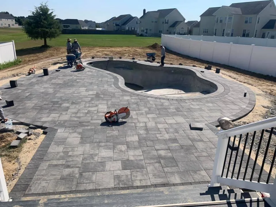 Trusted lawn care service experts serving Pine Beach, NJ - Blue’s landscaping