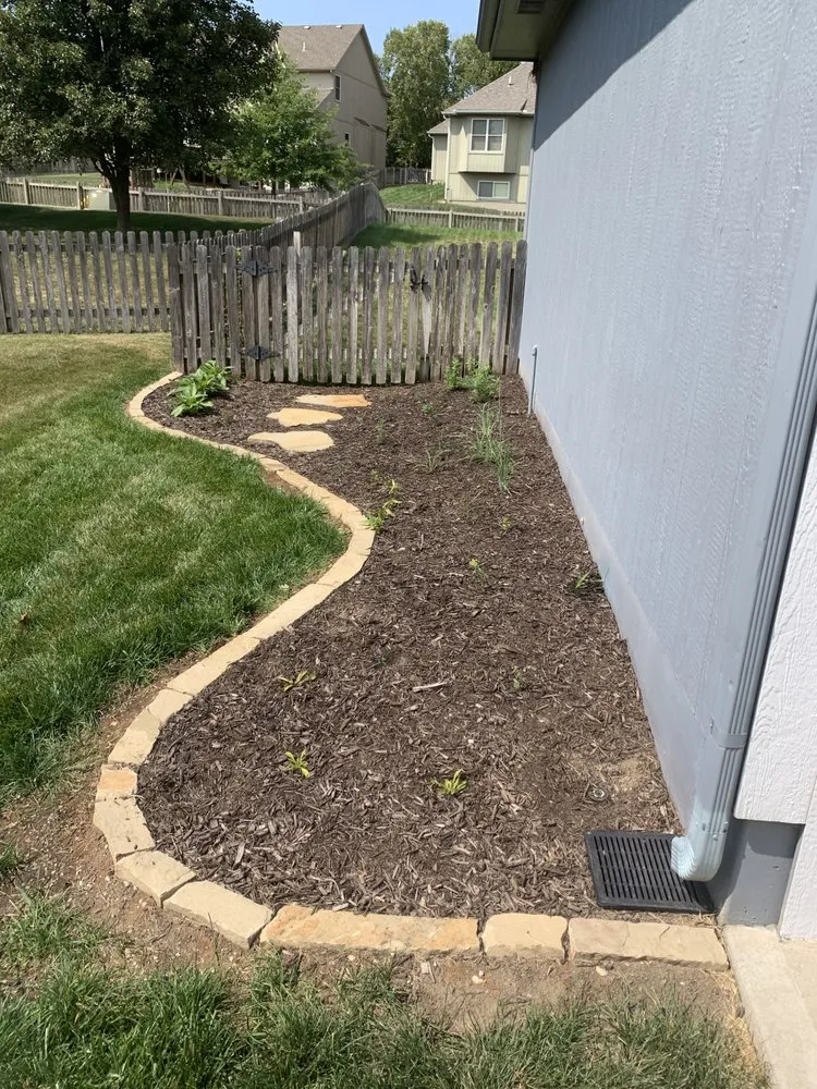 Custom garden landscaping in Kansas City, MO - Bluestem Habitat Restoration