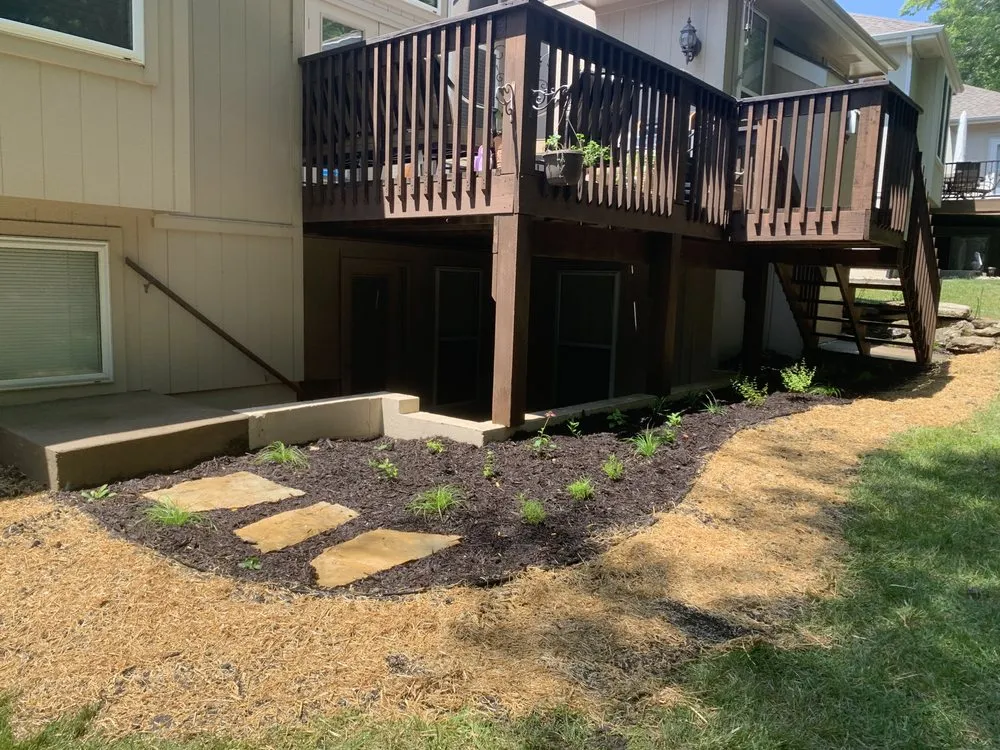 Custom outdoor landscaping for beautiful yards across Kansas City, MO - Bluestem Habitat Restoration