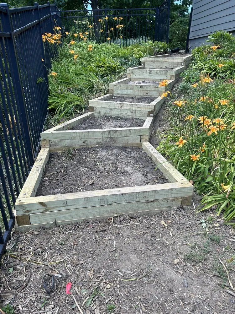 Affordable lawn mowing service in East Peoria, IL - Bluetown Landscaping