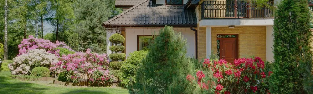 Trusted residential landscaping with custom design in Castle Hayne, NC by BlueWaters Landscaping