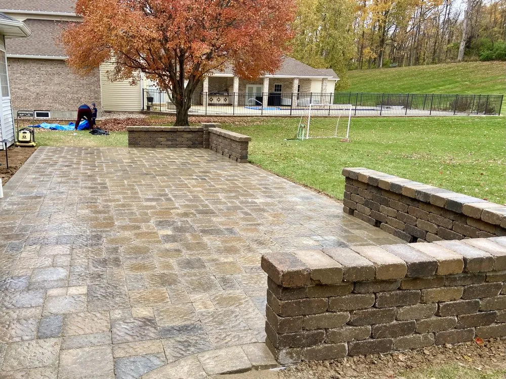 Local garden landscaping for homes across Columbia, IL - Bluffside Farms Landscaping