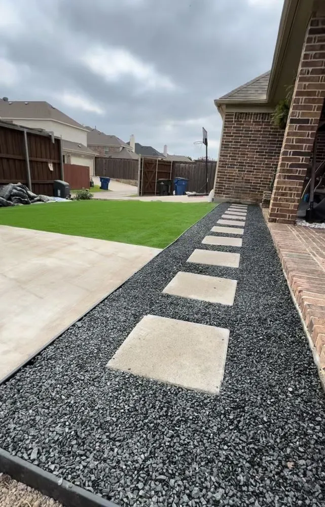 Reliable lawn mowing service in Addison, TX - Blum Landscape