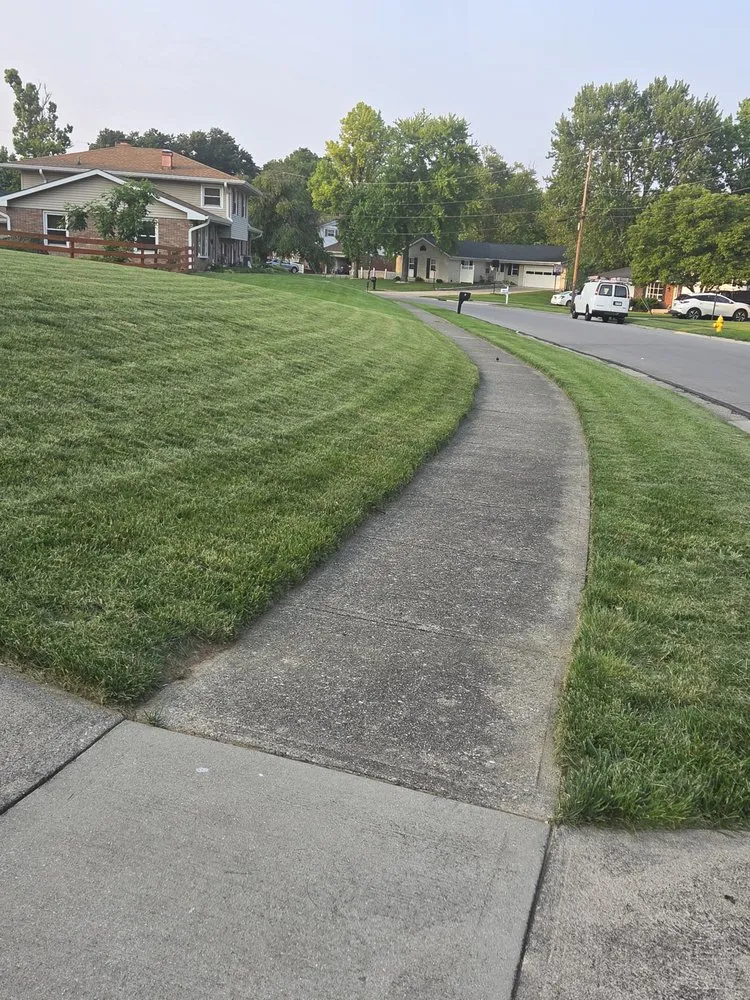 Top-rated landscape design in Cincinnati, OH - Blum Lawn Care Service