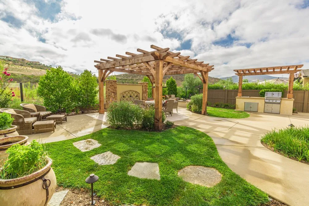 Trusted yard cleanup service experts serving La Mesa, CA - Blume Design Studio