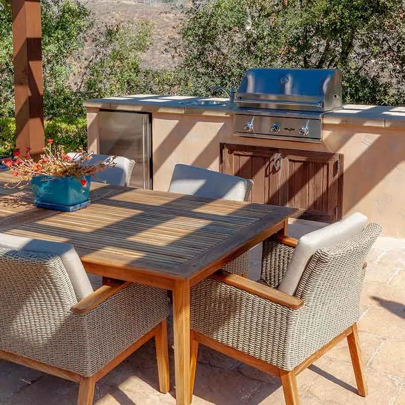 Reliable lawn care service experts serving La Mesa, CA - Blume Design Studio