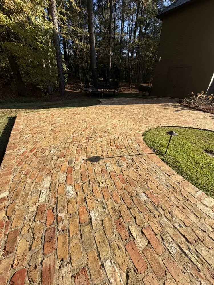 Top-rated yard maintenance for outdoor upgrades in Jackson, MS by Blunschi Pressure Washing and More