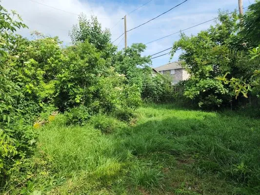 B&M Home Services Logo