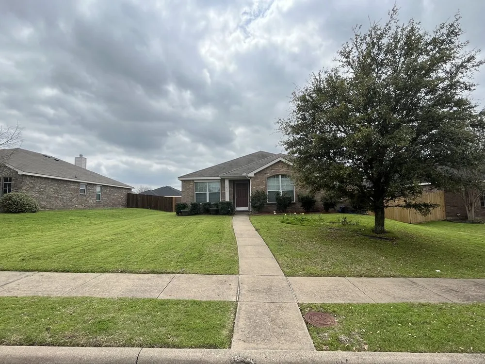 Professional lawn mowing service in Dallas, TX by B&M Landscaping