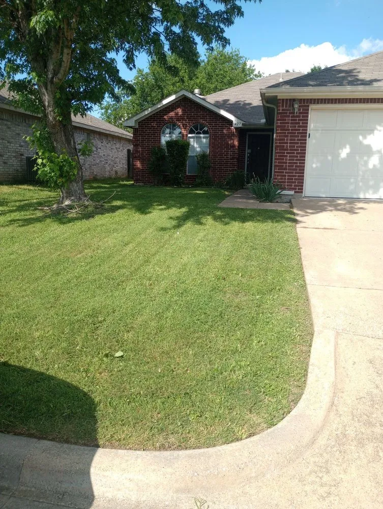 Local residential landscaping experts serving Dallas, TX - B&M Landscaping