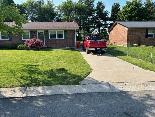 B&M Landscaping Logo