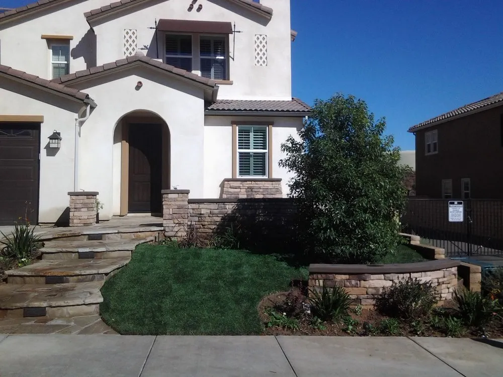 Top-rated yard cleanup service for residential properties in Palmdale, CA by BME landscaping