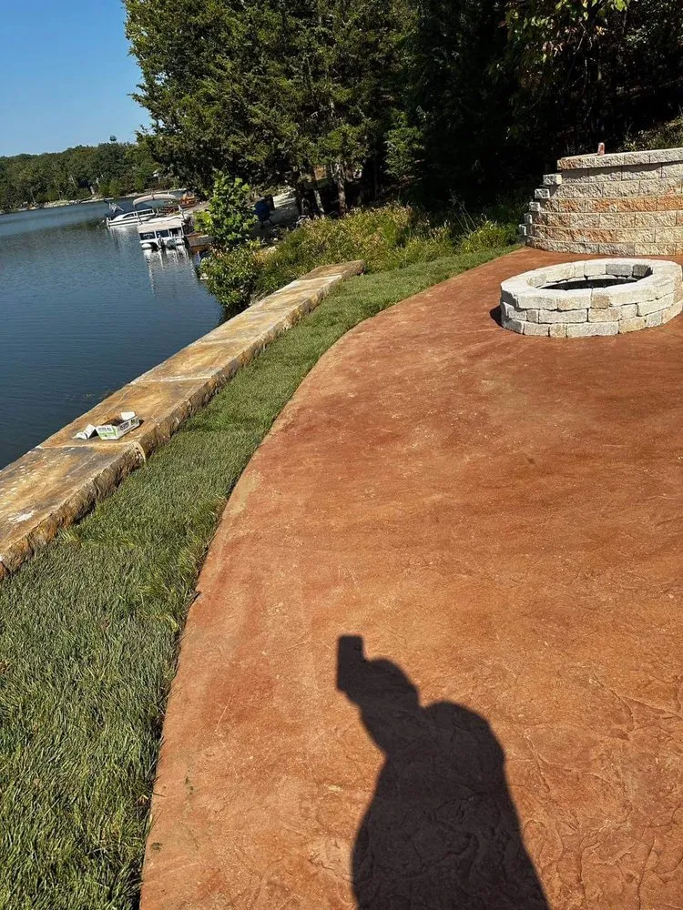 Affordable garden landscaping in Warrenton, MO by BMR Earthworks