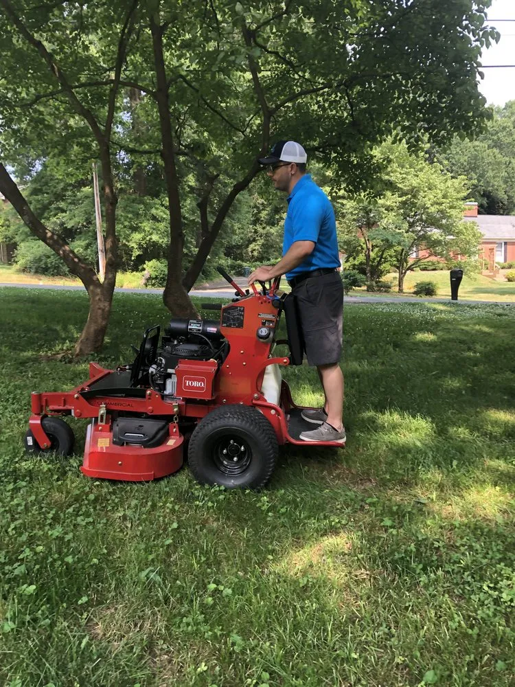 Expert residential landscaping experts serving Charlotte, NC - BMW’s Landscaping and Lawn Maintenance