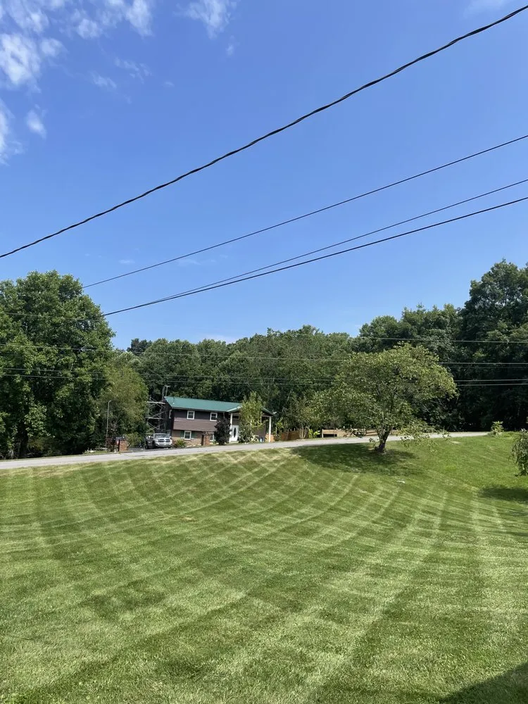 Custom lawn care service experts serving Abingdon, VA - B&N Lawn And Tree Service