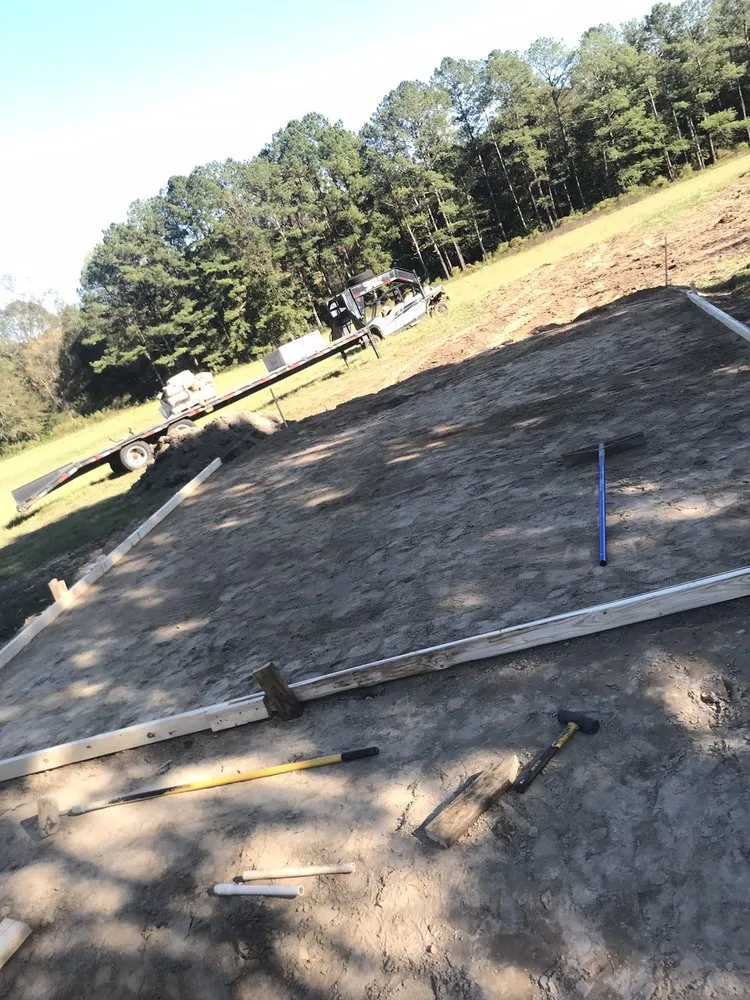 Custom landscape design experts serving Gulf Shores, AL - BNB Construction Service