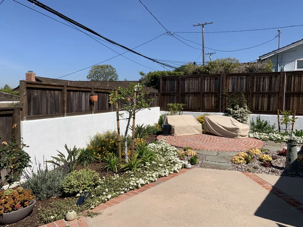 Expert yard maintenance with custom design across Long Beach, CA - Bob & Mimmy's Gardening