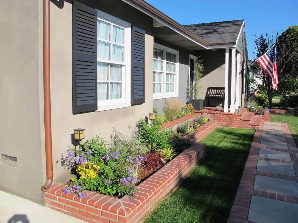 Trusted outdoor landscaping experts serving Long Beach, CA - Bob & Mimmy's Gardening