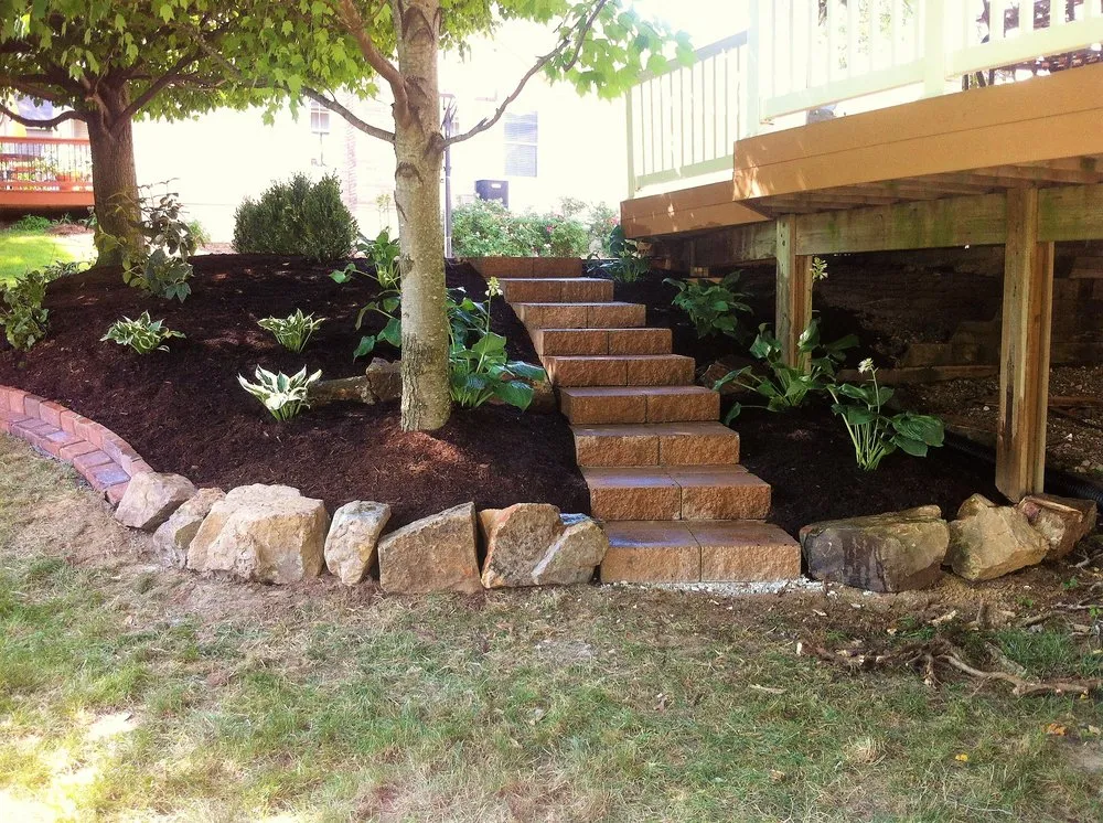 Custom residential landscaping in O Fallon, MO by Bob & Paul's Nursery