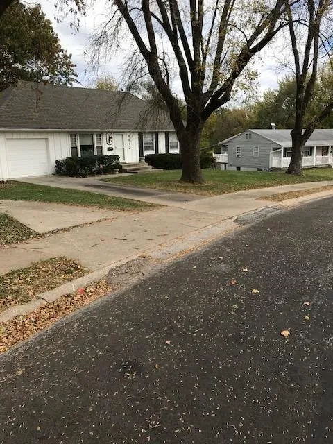 Top-rated yard maintenance in Buckner, MO by Bob and Sons Lawn Care