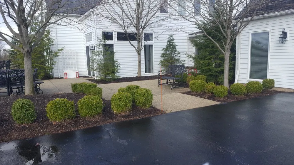 Affordable yard maintenance in Solon, OH - Bob Cultrona Landscaping Company