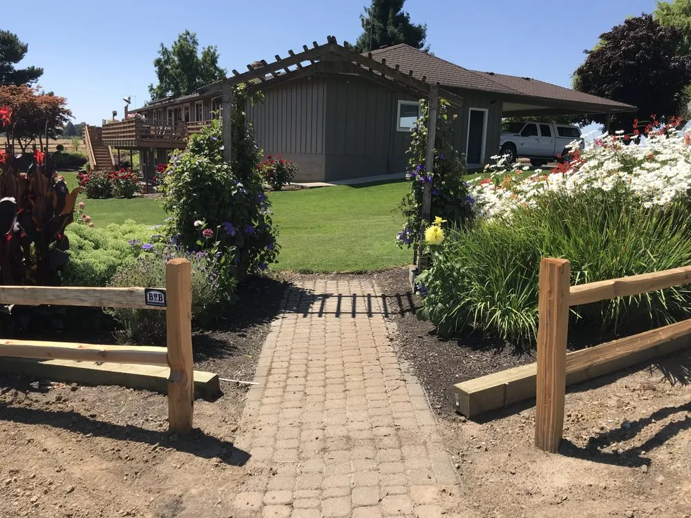 Trusted lawn care service experts serving Silverton, OR - Bob Fence and Landscape