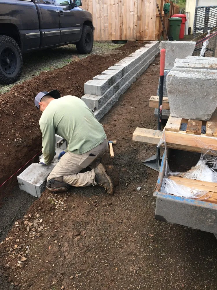 Trusted outdoor landscaping experts serving Silverton, OR - Bob Fence and Landscape