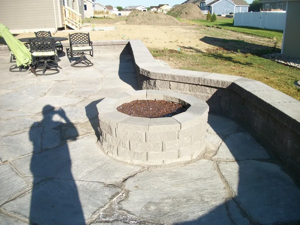 Expert garden landscaping in Sergeant Bluff, IA - Bob Jones Landscaping
