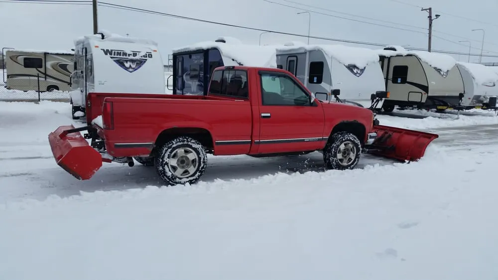 Top-rated outdoor landscaping in Antioch, IL by Bob Leonard Snow Plow Service of Lake County