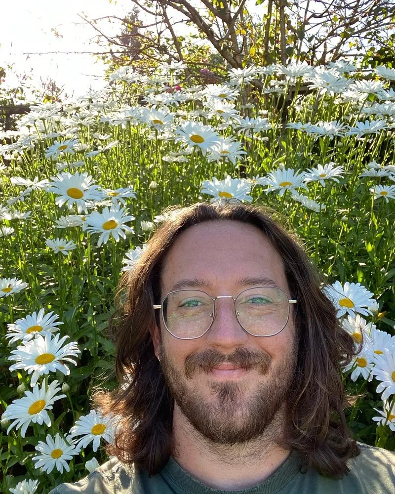 Local lawn mowing service for residential properties across New Orleans, LA - Bobbi's Gardens