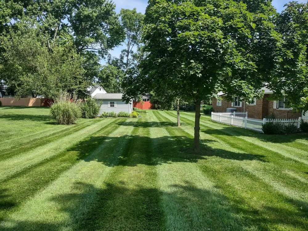 Reliable lawn care service in Circleville, OH - Bobby & Sons Lawncare