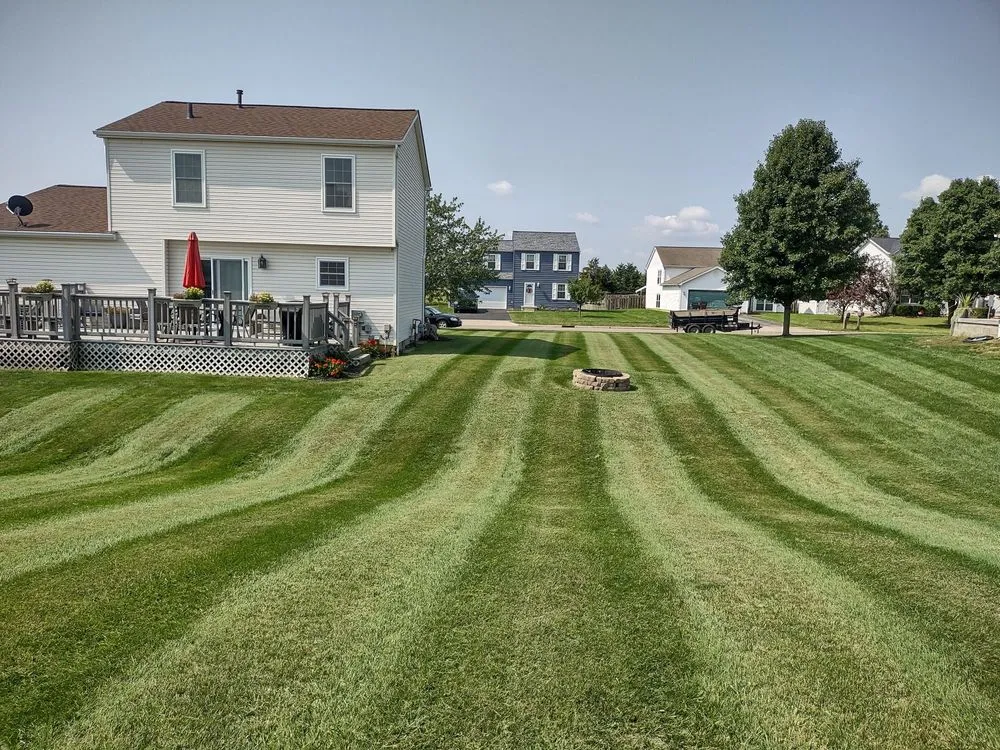 Affordable garden landscaping for beautiful yards across Circleville, OH - Bobby & Sons Lawncare