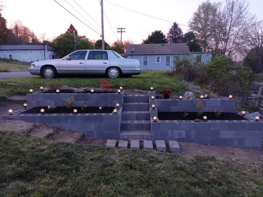 Affordable yard cleanup service in Beaver Falls, PA - Bobby Allon Landscaping