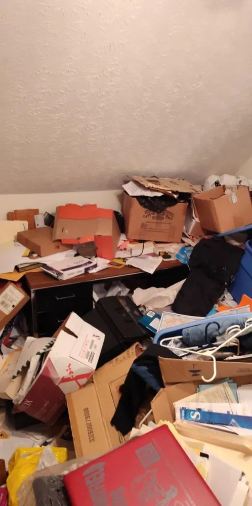 Reliable lawn mowing service experts serving Chickamauga, GA - Bobby’s Helping Hands