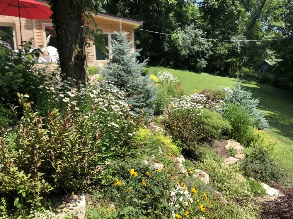 Trusted yard cleanup service in Barrington, IL by Bob's Landscaping