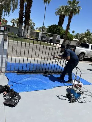 Bob's Landscaping Logo