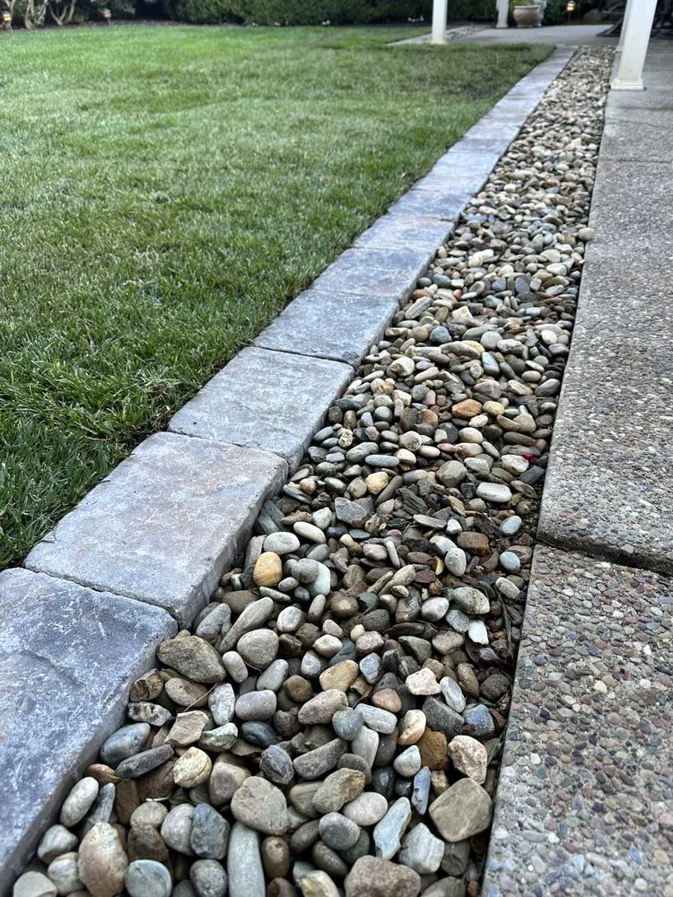 Local landscaping services experts serving Elk Grove, CA - Bob’s Landscaping