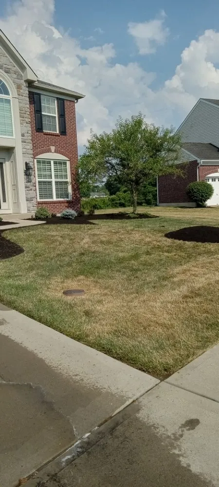 Reliable yard maintenance experts serving West Chester Township, OH - Bob's Landscaping