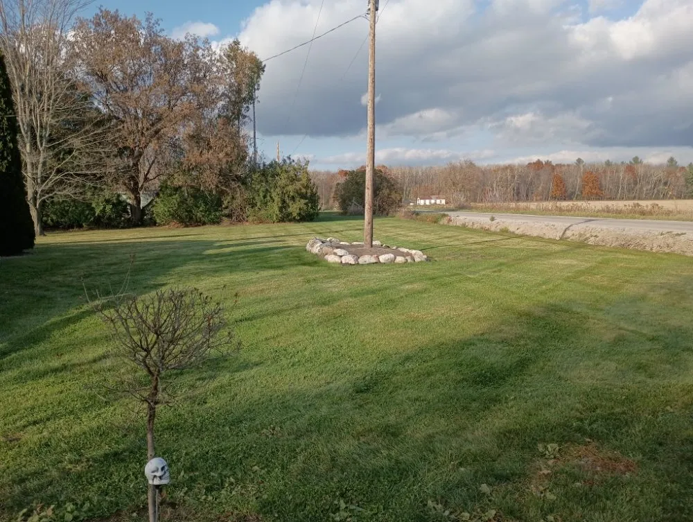 Professional yard cleanup service with custom design across Standish, MI - Bob's Lawn Care and Landscaping