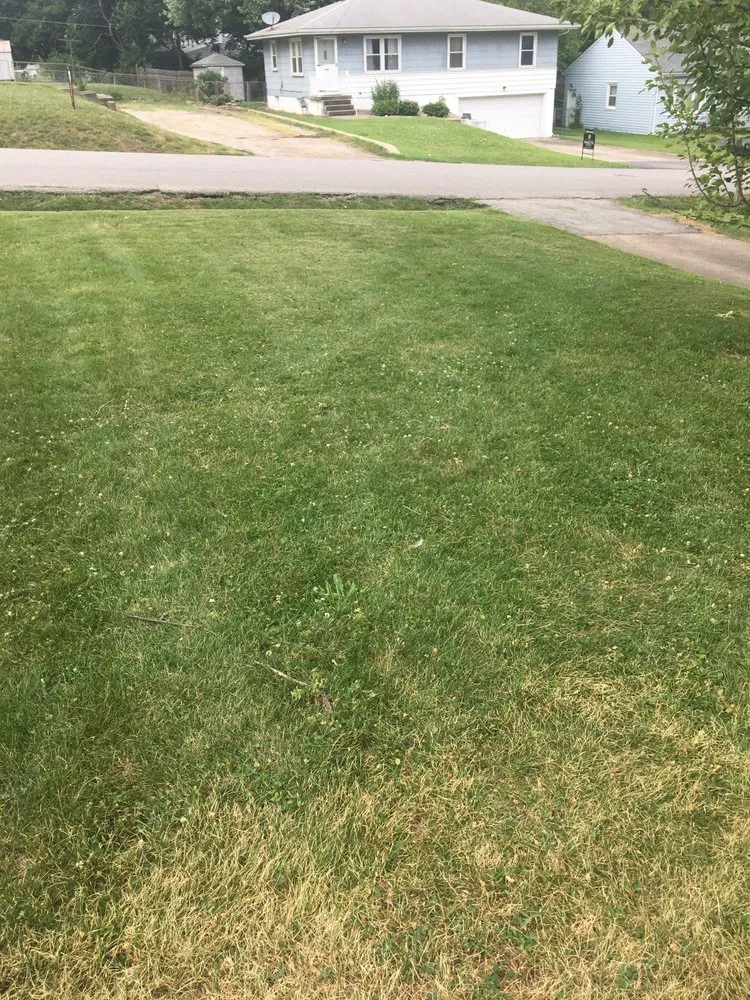 Professional garden landscaping in Kansas City, MO - Bob's Lawn Care