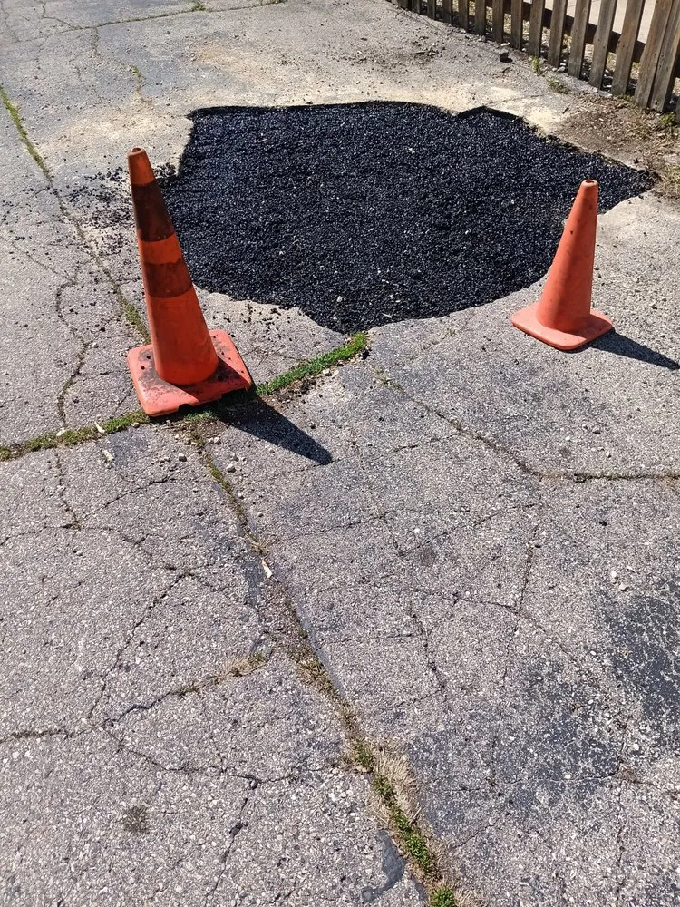 Top-rated lawn mowing service in Delavan, WI - Bob's Trucking and Landscaping