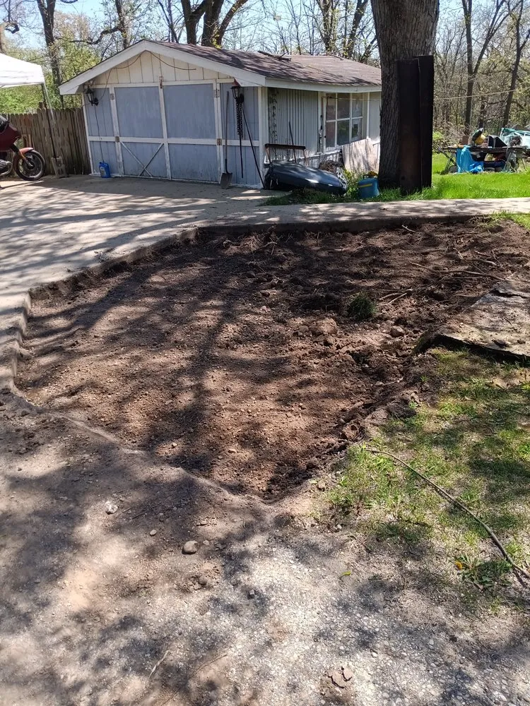 Affordable garden landscaping in Delavan, WI by Bob's Trucking and Landscaping