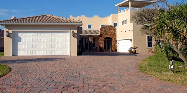 Local lawn mowing service in Boca Raton, FL - Boca Raton Pavers