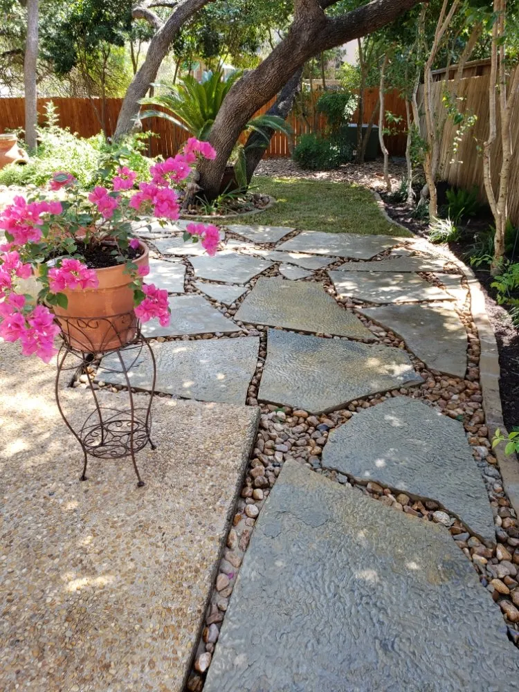 Top-rated lawn mowing service in Converse, TX - Bocanegra Landscape And Lawn Services