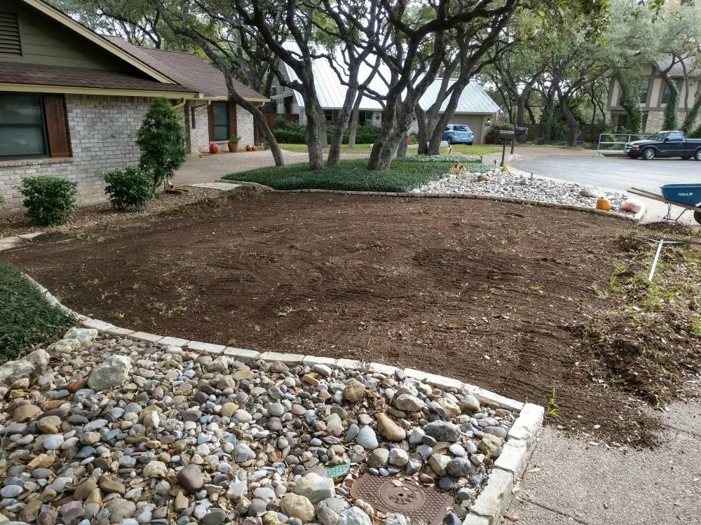 Custom landscape design in San Antonio, TX by Boerjan'S Landscaping & Design
