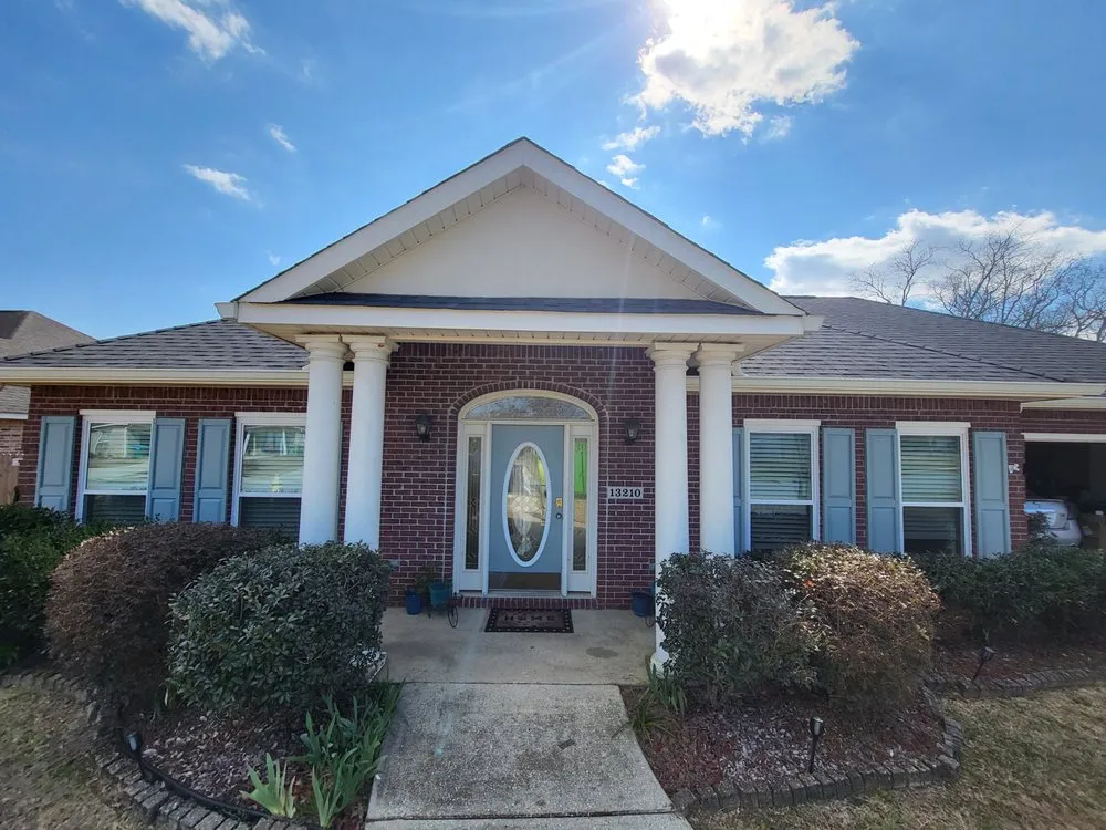 Top-rated yard maintenance experts serving Biloxi, MS - Bohorquez Lawn & Care