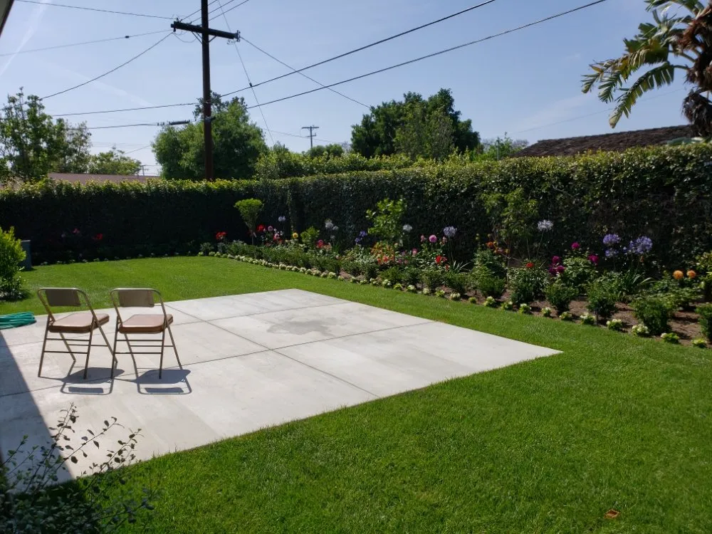 Local yard cleanup service in Anaheim, CA by Bolanos Landscape