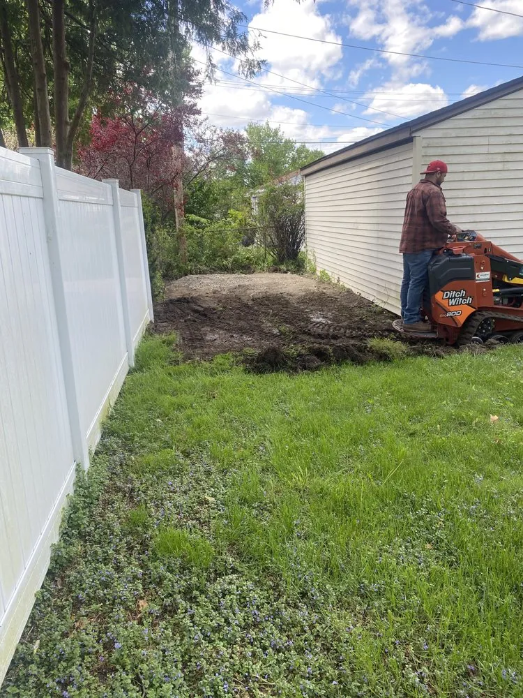 Top-rated landscape installation in Saint Clair Shores, MI - Bommarito Construction